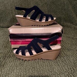 Sketchers Memory Foam Wedge Navy Size 7.5